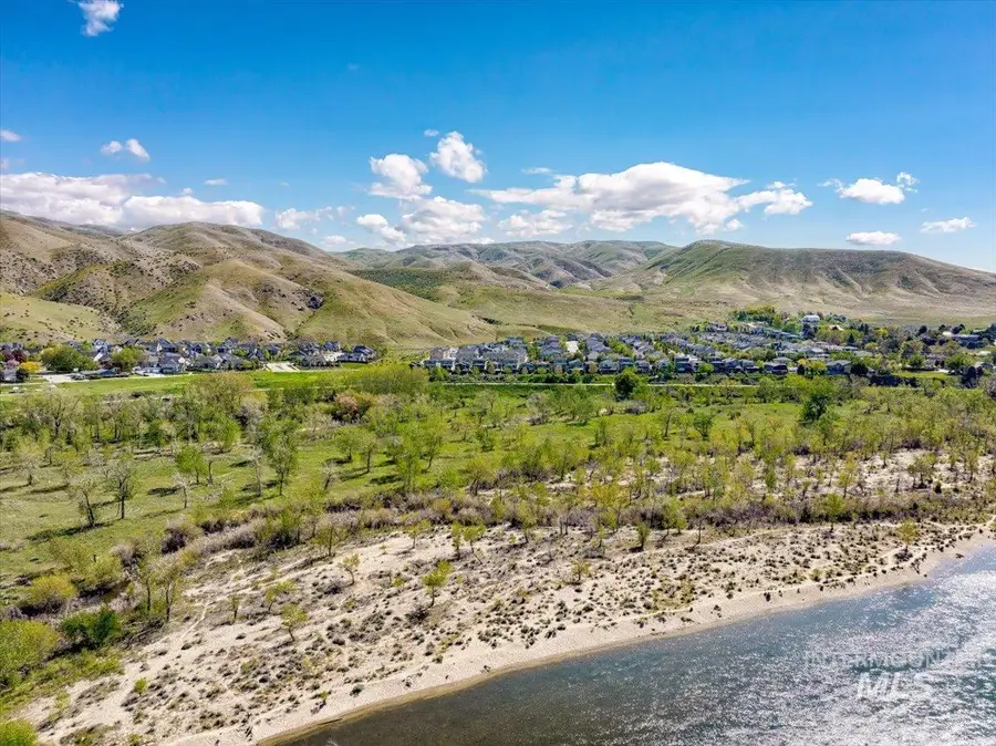 6787 E Warm Springs, Boise, ID 83716 - #3