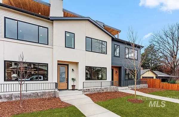 3337 W Whimbrel Lane #Middle Unit, Boise, ID 83703