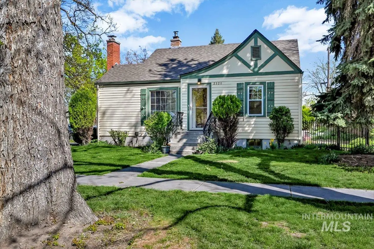 2520 W Pleasanton Ave, Boise, ID 83702 - #1