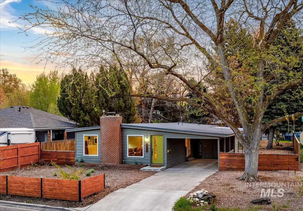 2500 N 32nd St, Boise, ID 83703 - #1
