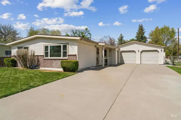 1045 E 14th N, Mountain Home, ID 83647