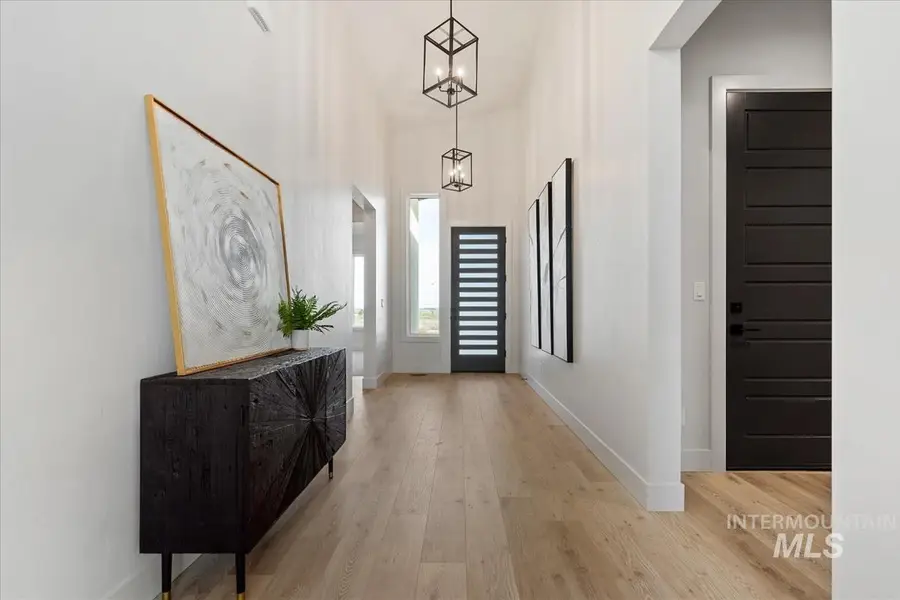 7689 W Lookout View St, Meridian, ID 83646 - #3