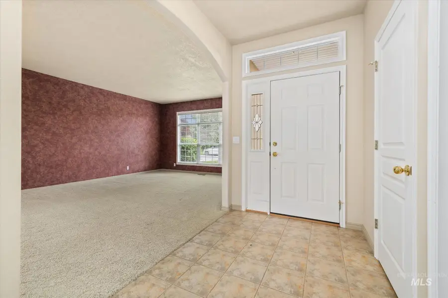 3991 N Kessinger Ln, Boise, ID 83703 - #3