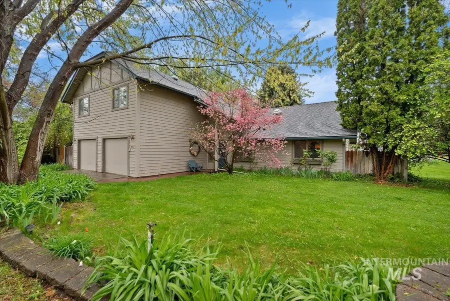 832 W Hialeah Dr, Eagle, ID 83616 - #2