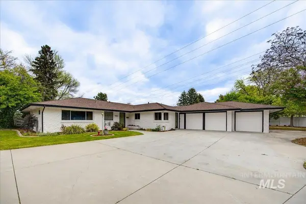 5802 Randolph Dr, Boise, ID 83709