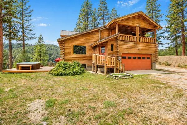 9 Conifer Circle, Boise, ID 83716