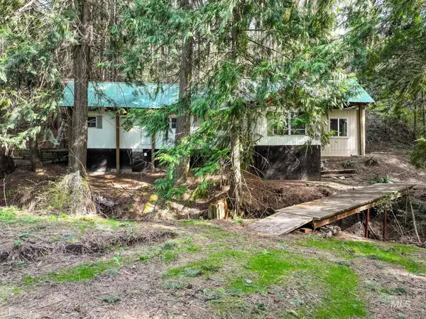 1206 Idlers Rest, Moscow, ID 83843