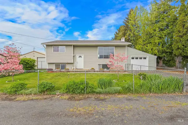 1409 Hemlock Ave, Lewiston, ID 83501