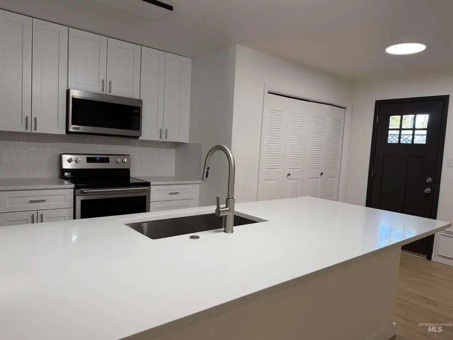 523 Park Meadows Cir, Twin Falls, ID 83301 - #3