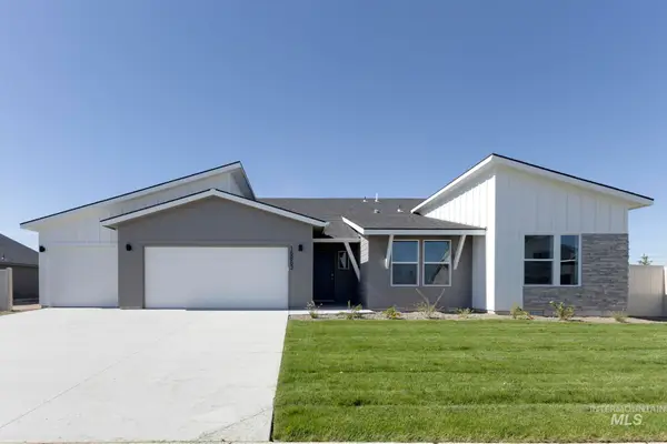8203 E Cool River Lp, Nampa, ID 83687