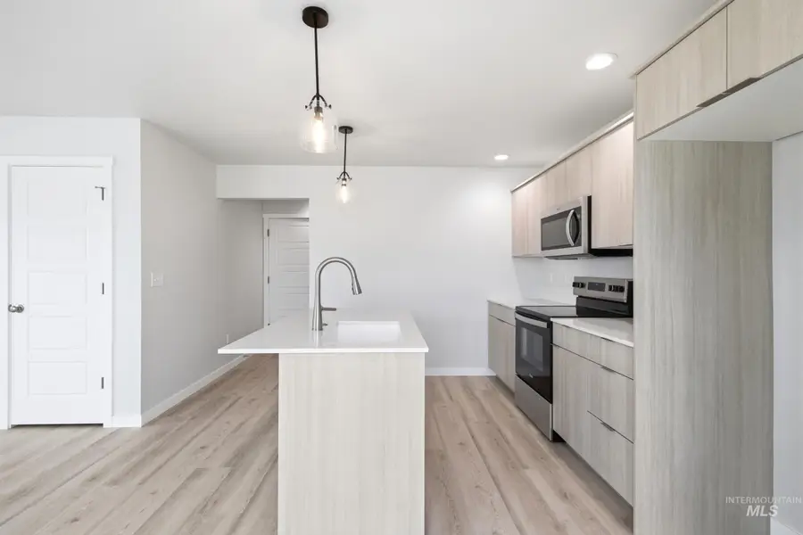 10770 Rutland St, Caldwell, ID 83605 - #3