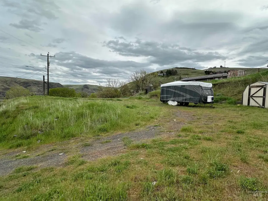 318 Kings Lane, Asotin, WA 99402 - #2