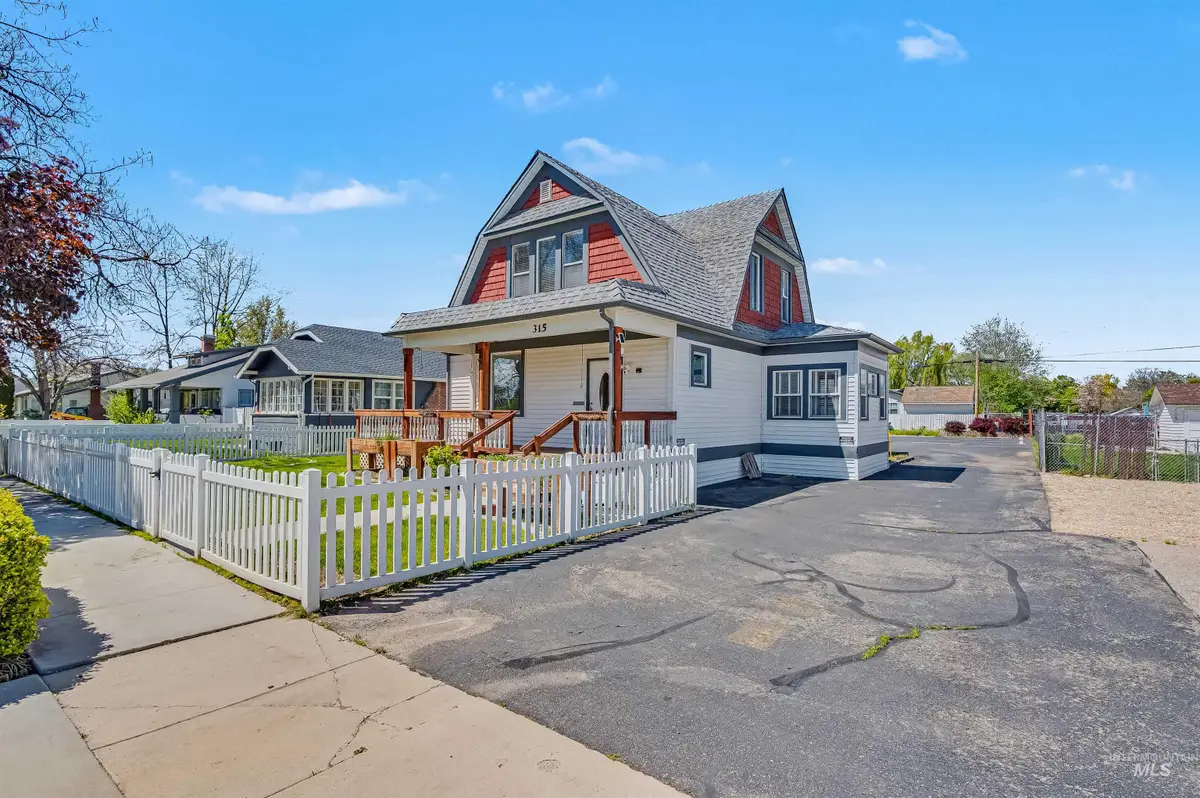 315 S 7th Ave S, Nampa, ID 83651 - #1