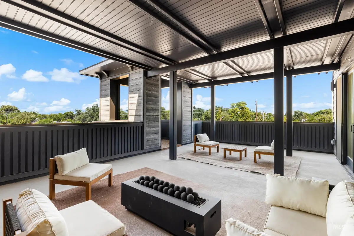 55 E State St #302, Eagle, ID 83616 - #1