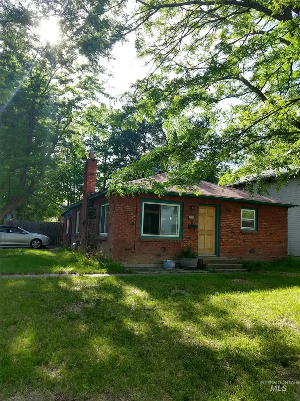 1629 S Michigan Ave, Boise, ID 83706