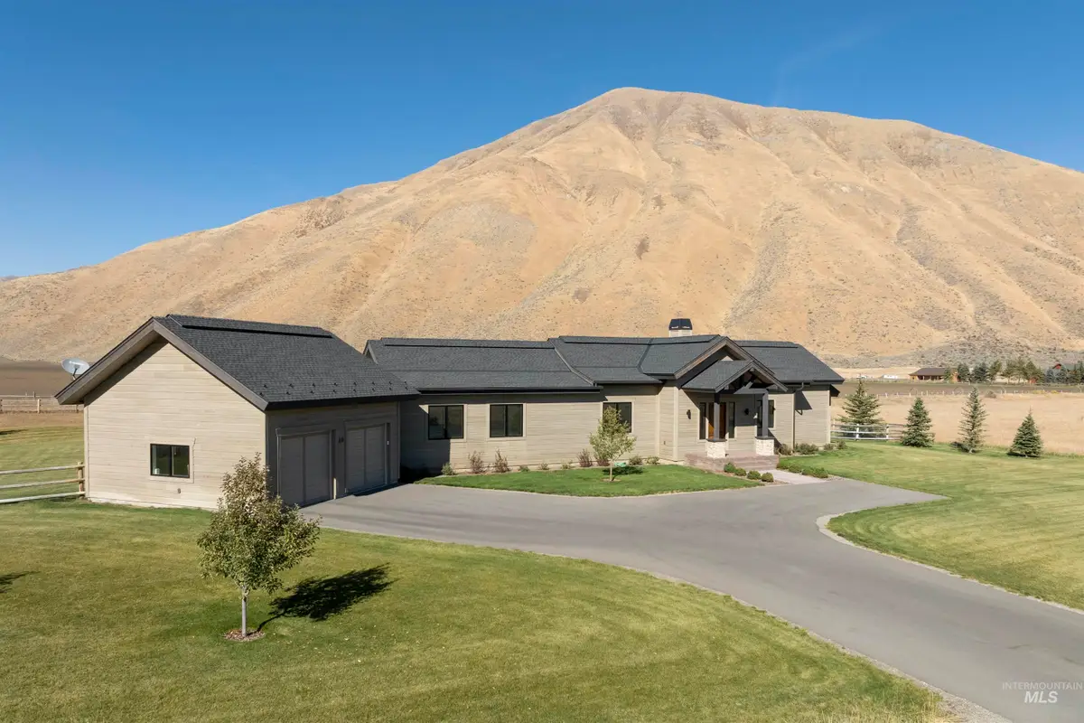 10 Cooper Dr, Bellevue, ID 83313 - #1