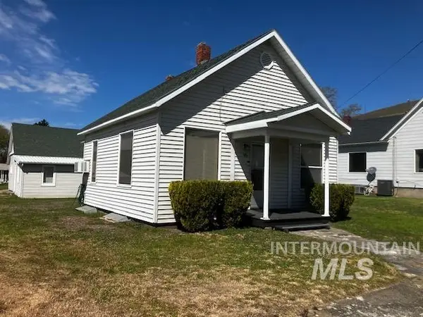 90 15th Street, Pomeroy, WA 99347