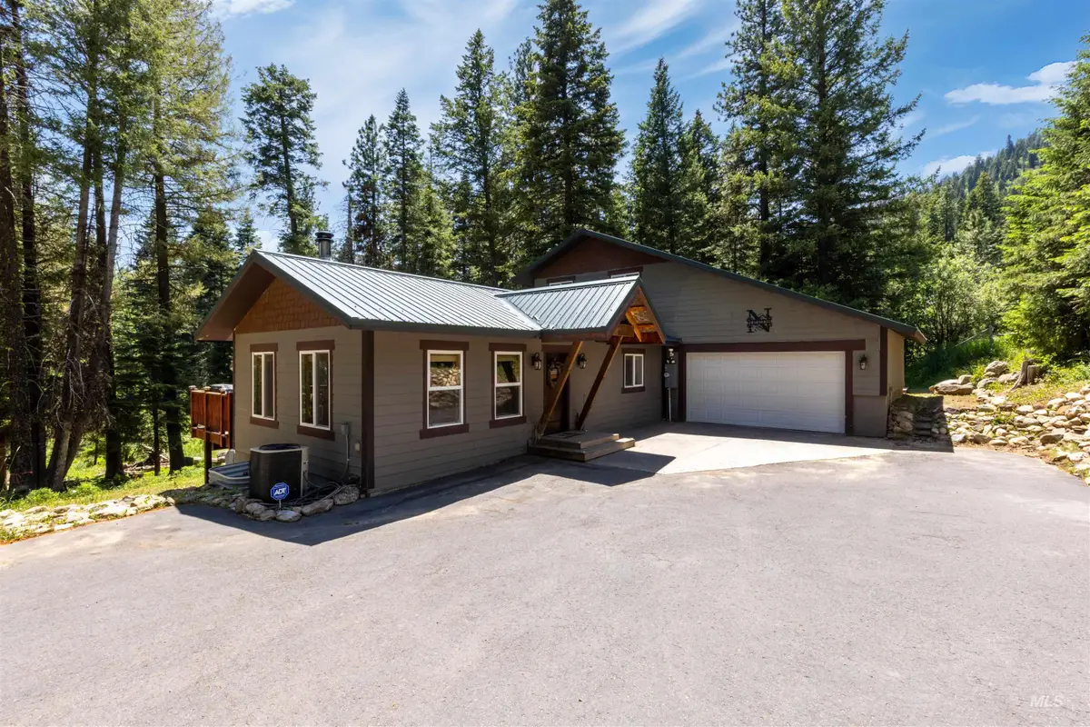 1 Miller Ln, Cascade, ID 83611 - #1
