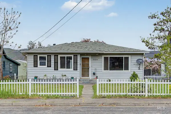 2325 8th Avenue, Lewiston, ID 83501