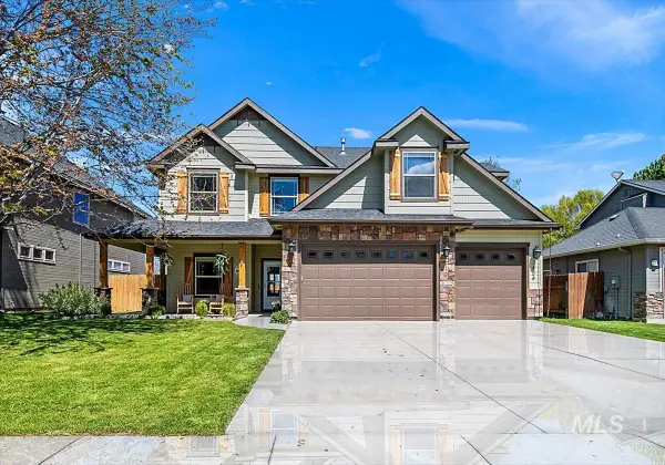 406 Triumph Drive, Middleton, ID 83644