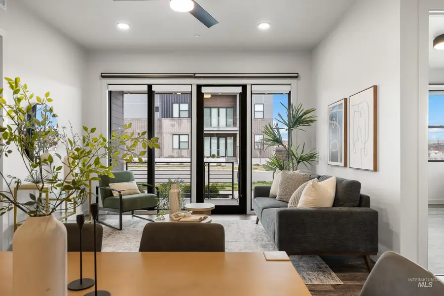 4250 E Haystack St #105, Boise, ID 83716 - #2