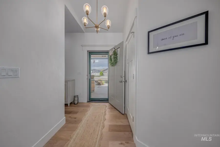 1380 Tamarack St, Fruitland, ID 83619 - #3