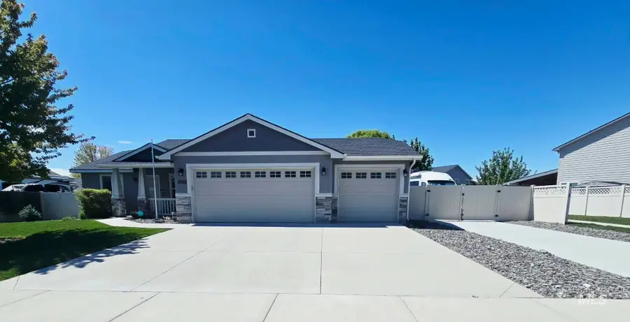 8955 S Red Delicious Ave., Kuna, ID 83634 - #2