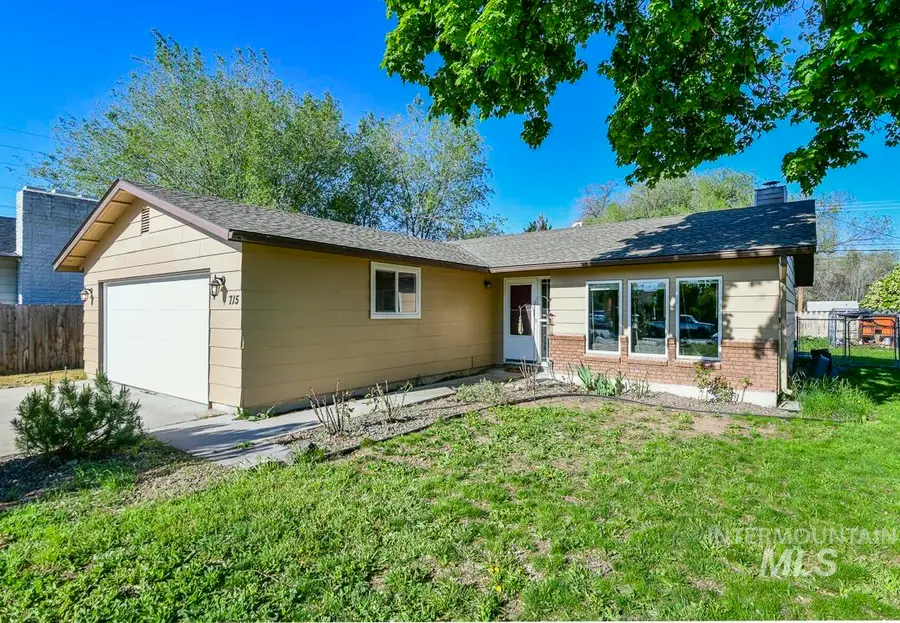 715 S Almond St., Nampa, ID 83686 - #3