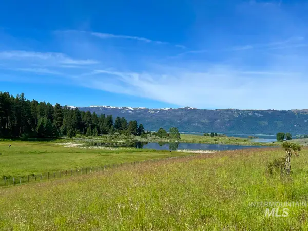 1765 Pine Lakes Ranch Drive, Cascade, ID 83611