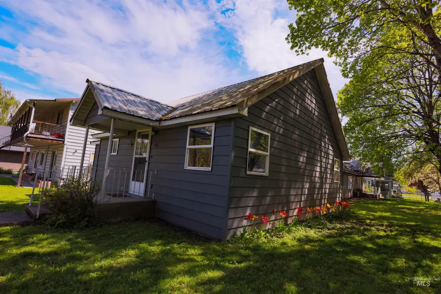 515 8th St, Kamiah, ID 83536 - #2