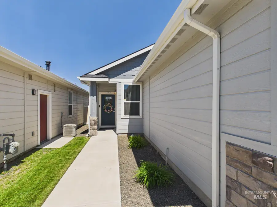 2130 W Claira Rd, Nampa, ID 83651 - #3