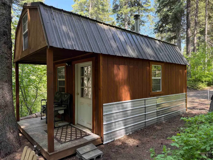 24 Wapiti Dr, Cascade, ID 83611 - #2