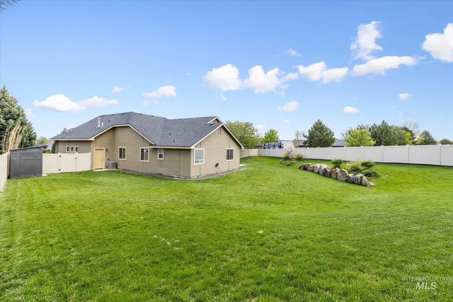 2521 W Miller Ct, Nampa, ID 83686 - #2