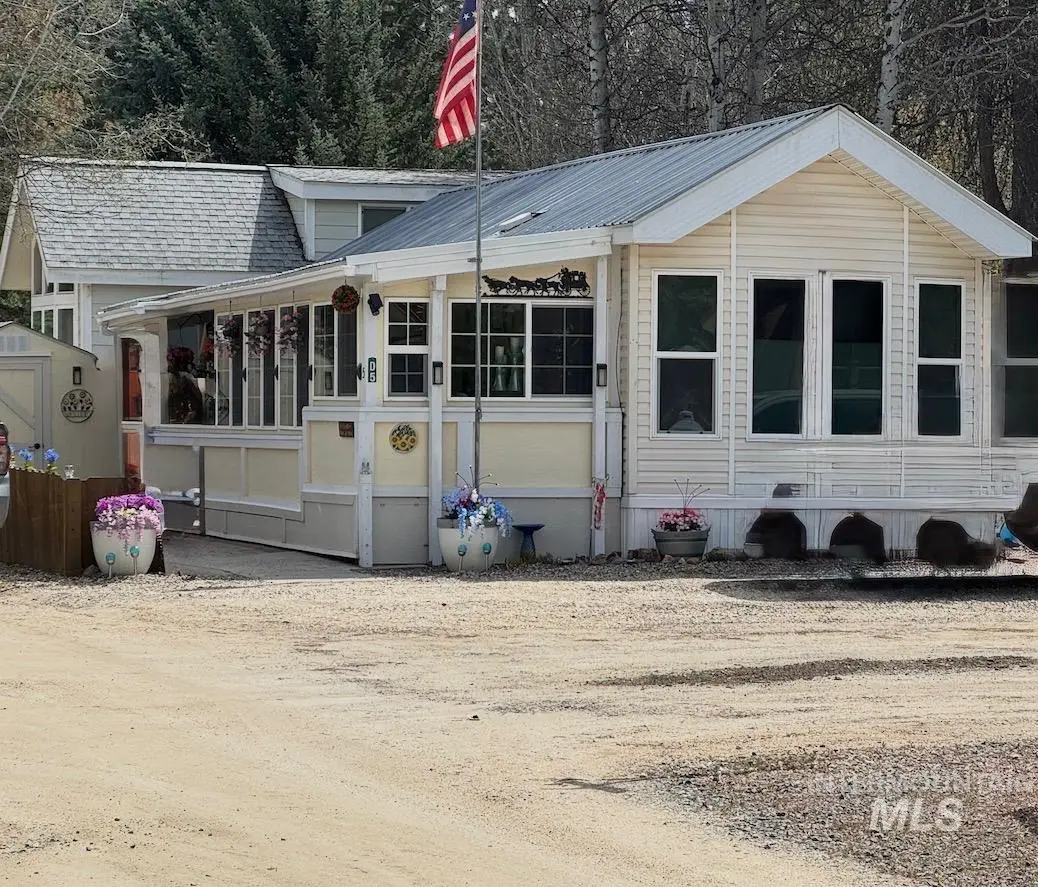 514 Sawyer St #D5, Cascade, ID 83611 - #1