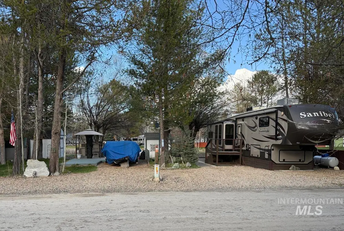 5 & 7 H Street, Cascade, ID 83611 - #1