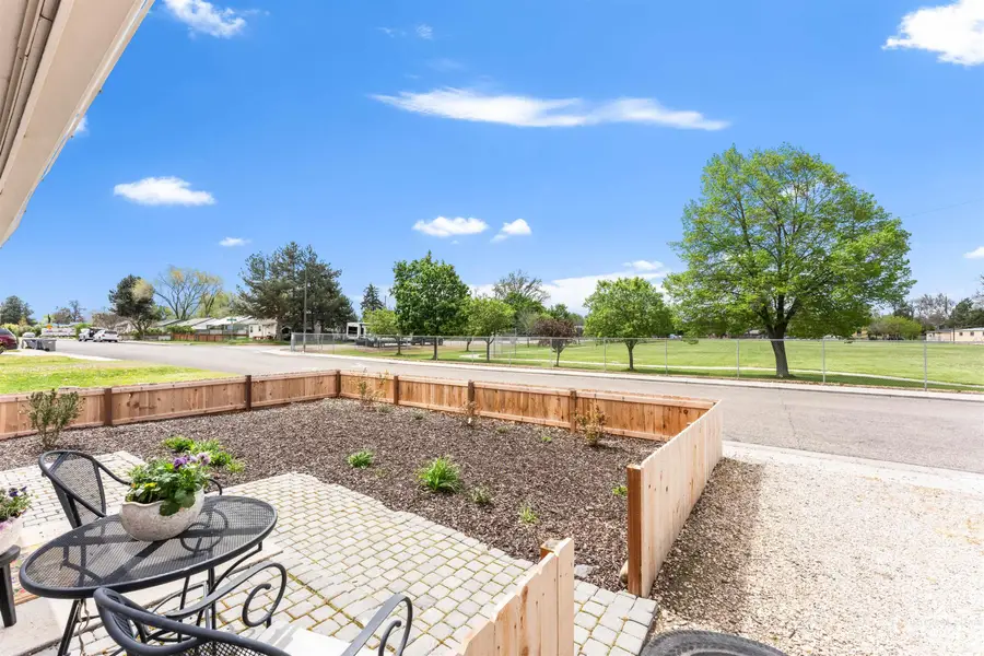 1936 S Leadville, Boise, ID 83706 - #2