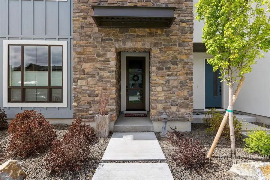 3211 S Brookridge Way, Boise, ID 83716 - #2