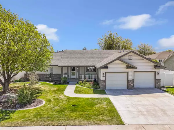 2562 Carriage Way, Twin Falls, ID 83301