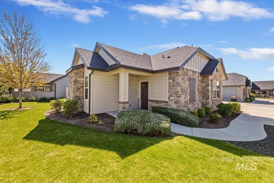 4204 E Silverking Ln, Meridian, ID 83642 - #3