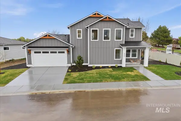 1194 S Papuan Way, Kuna, ID 83634