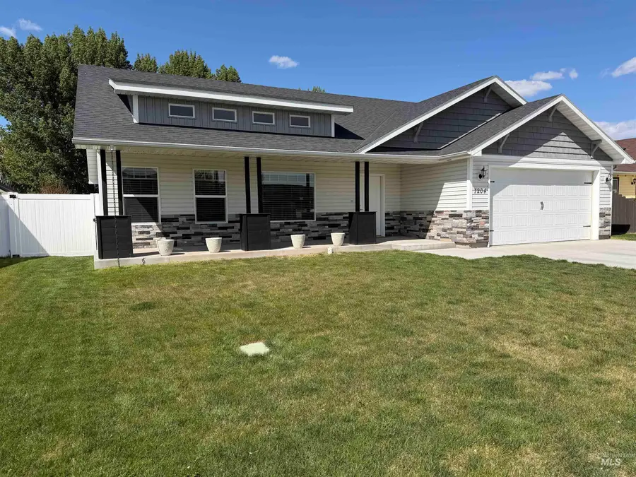 1204 5th Ave E, Jerome, ID 83338 - #2