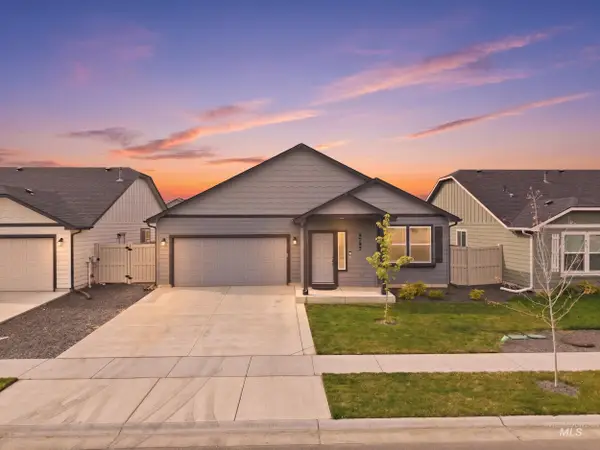 4797 E Grassway Dr, Nampa, ID 83686