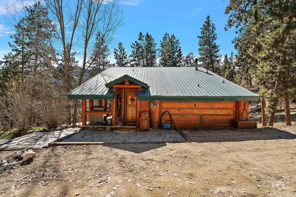 32 Leprechaun Ln, Boise, ID 83716