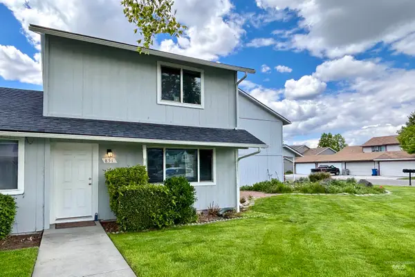 851 N Benjamin Lane, Boise, ID 83704