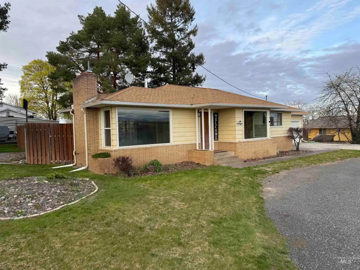 1701 Richardson Ave, Lewiston, ID 83501 - #1