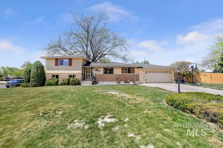 1319 Fremont Dr, Twin Falls, ID 83301 - #2