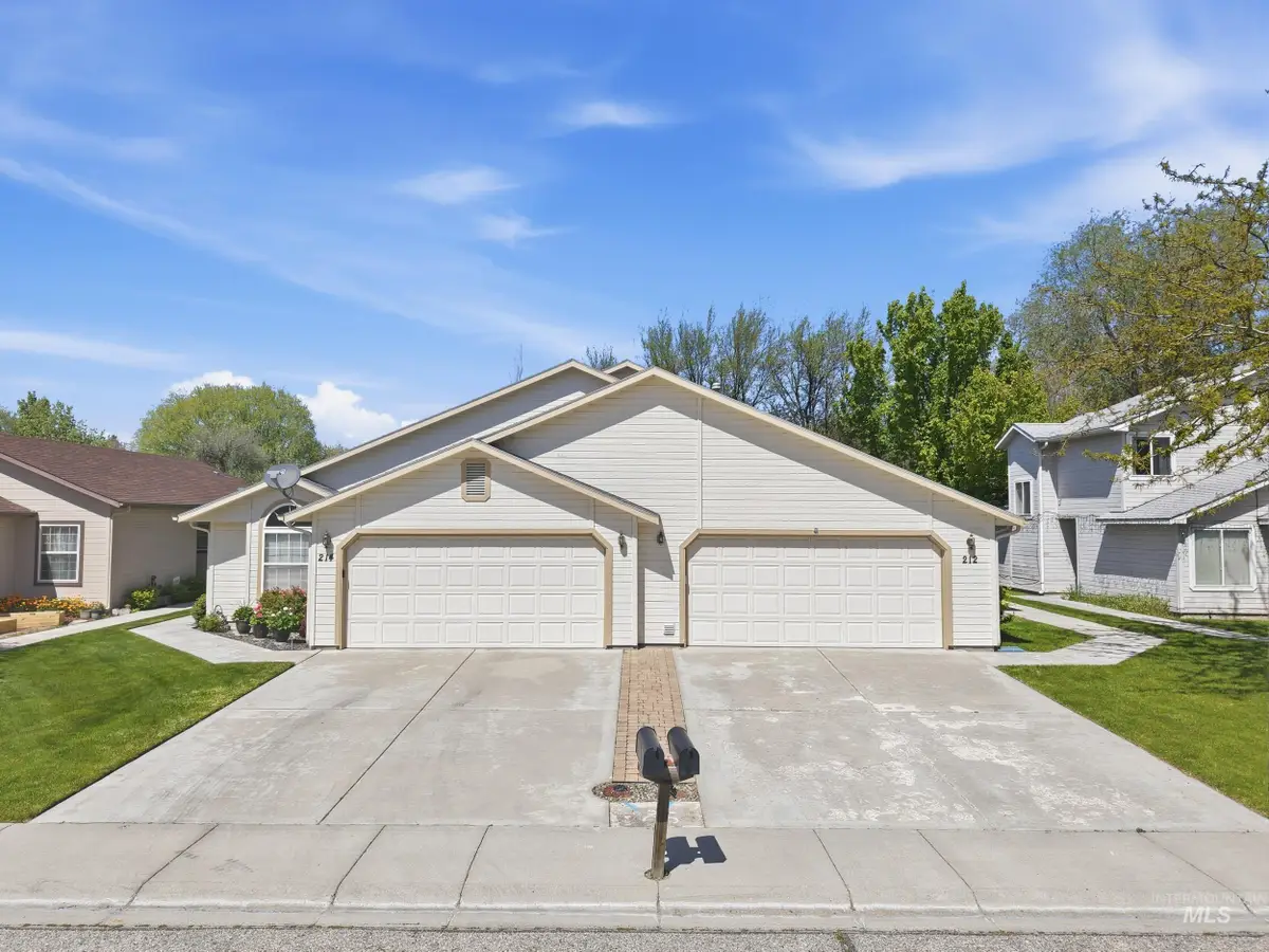 212 South Valley Drive, Nampa, ID 83686 - #1