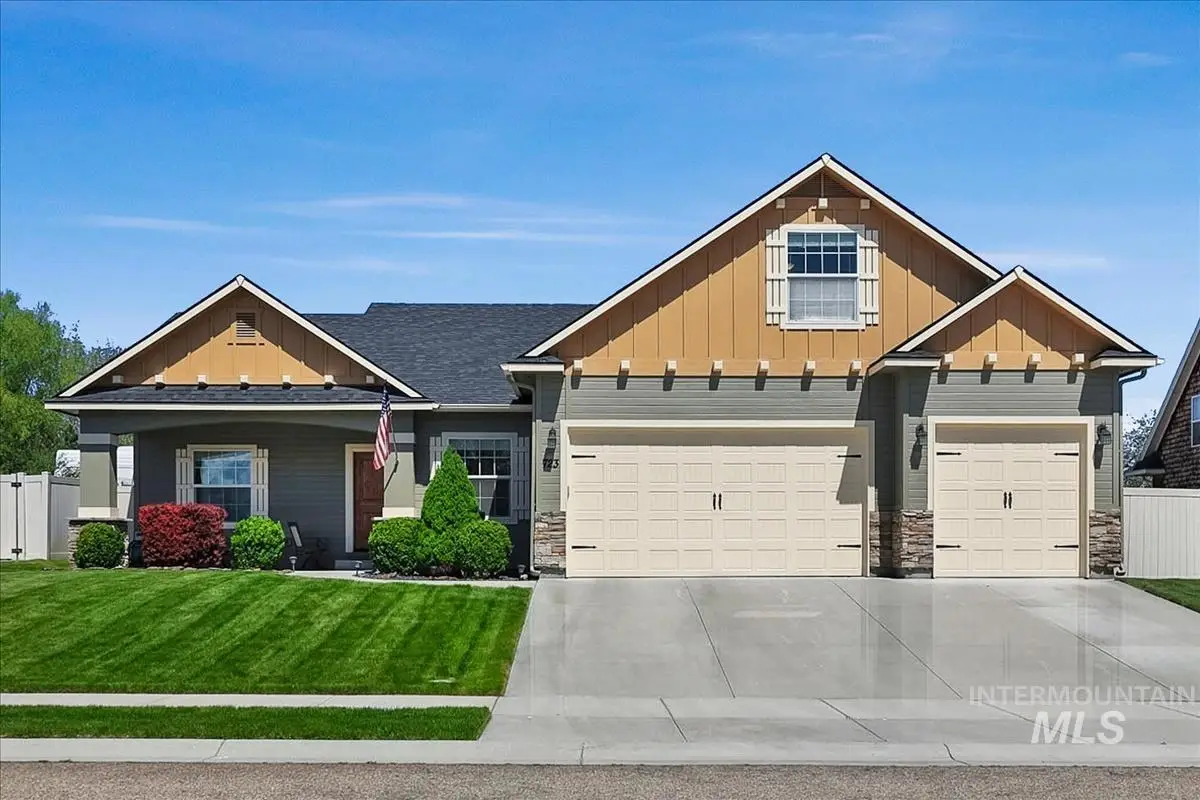 723 E Willow St, Caldwell, ID 83605 - #1