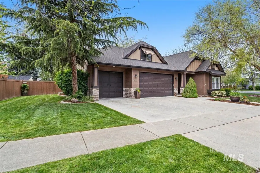 3727 N Hollymount Way, Meridian, ID 83646 - #2