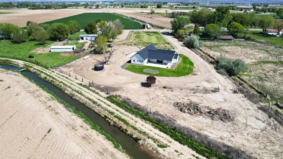 2369 SW 1st Ave, Fruitland, ID 83619 - #2